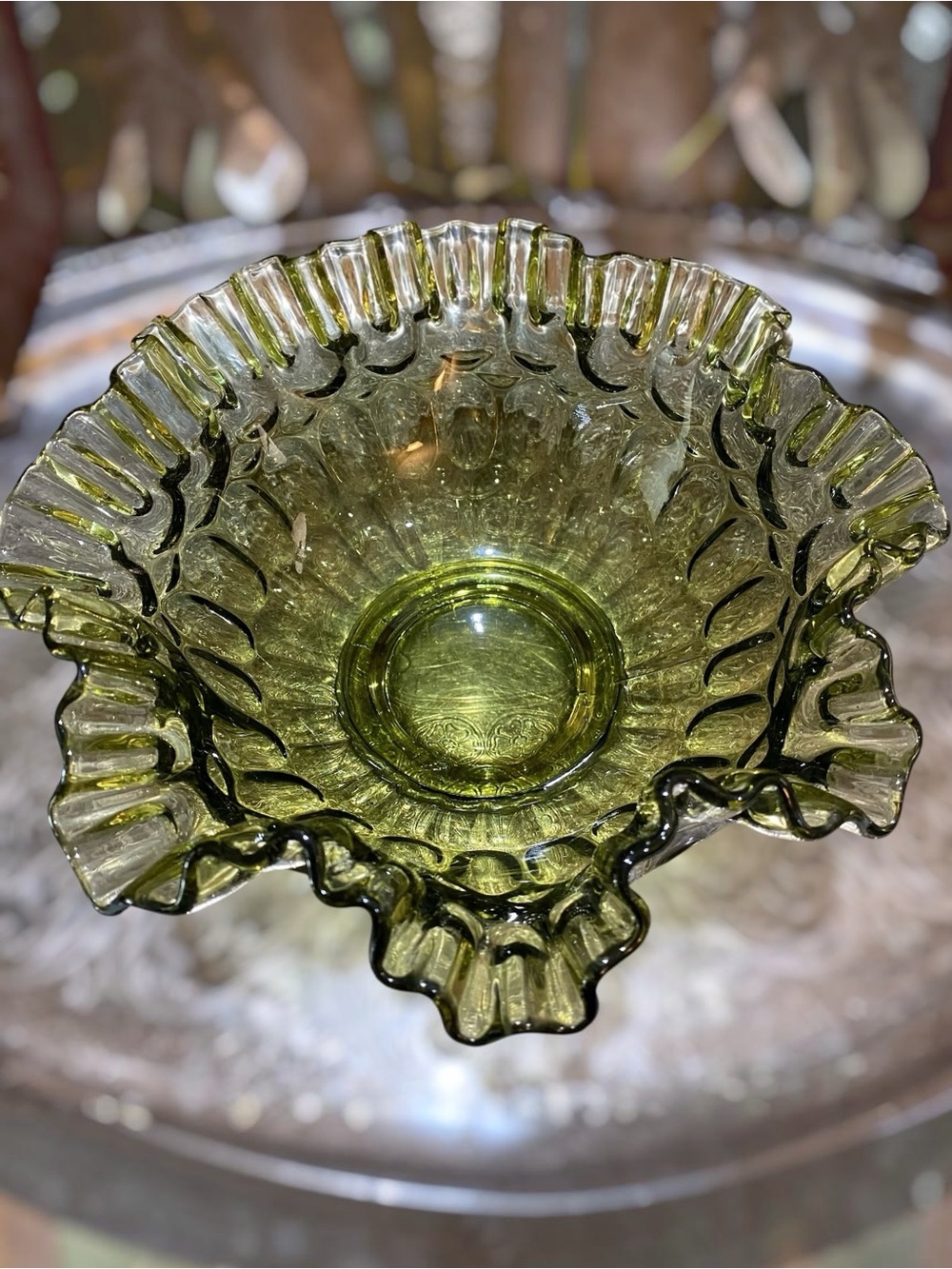 Vintage Fenton Green Thumbprint Ruffled Crimped Bowl Art Glass Candy Dish